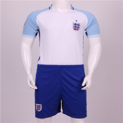 Quần áo đội tuyển Anh
